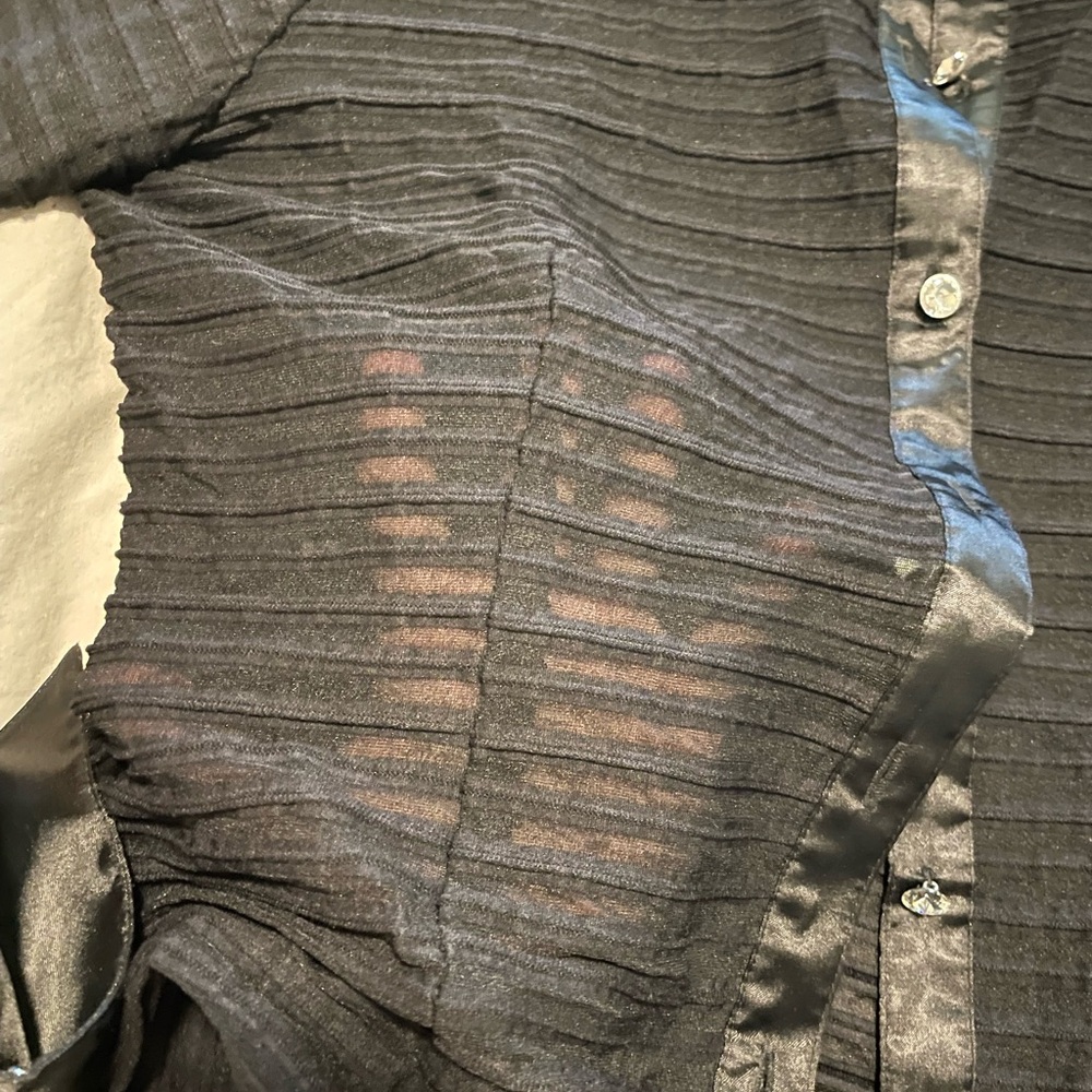 Js Signature Vintage Sheer Button Up - image 3